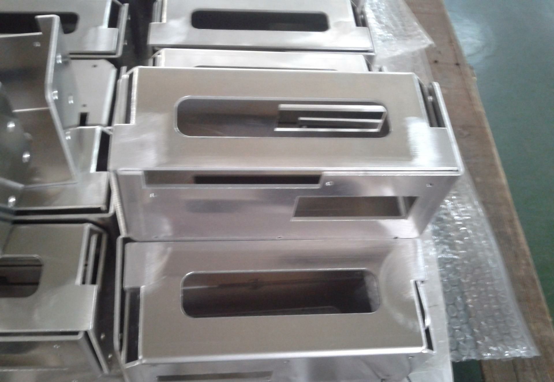 钣金加工时应如何选择材料？-长春嘉辉生活美学设计有限公司